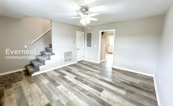 57 Clara Dr — Photo 5