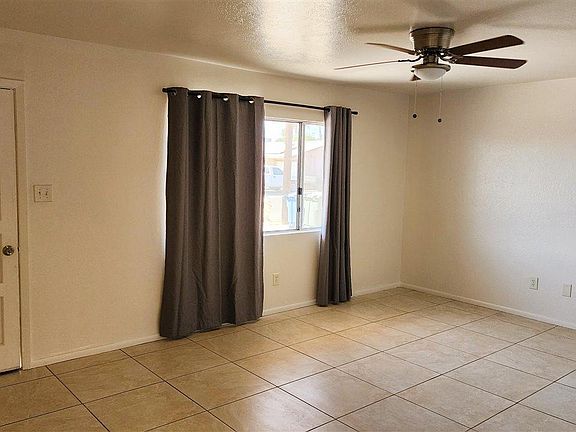 4th image of 2305 S Olivia Ave