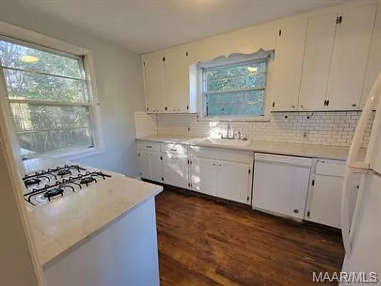 7 Calhoun Rd — Photo 5