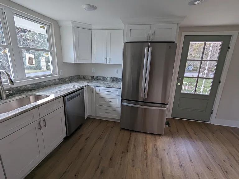 170 W Cherokee St — Photo 9