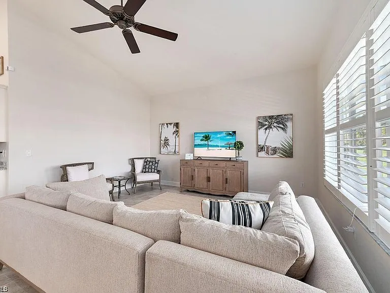 8963 Appaloosa Ct — Photo 13