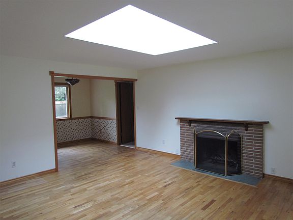 2nd image of 15 Vista View Ct