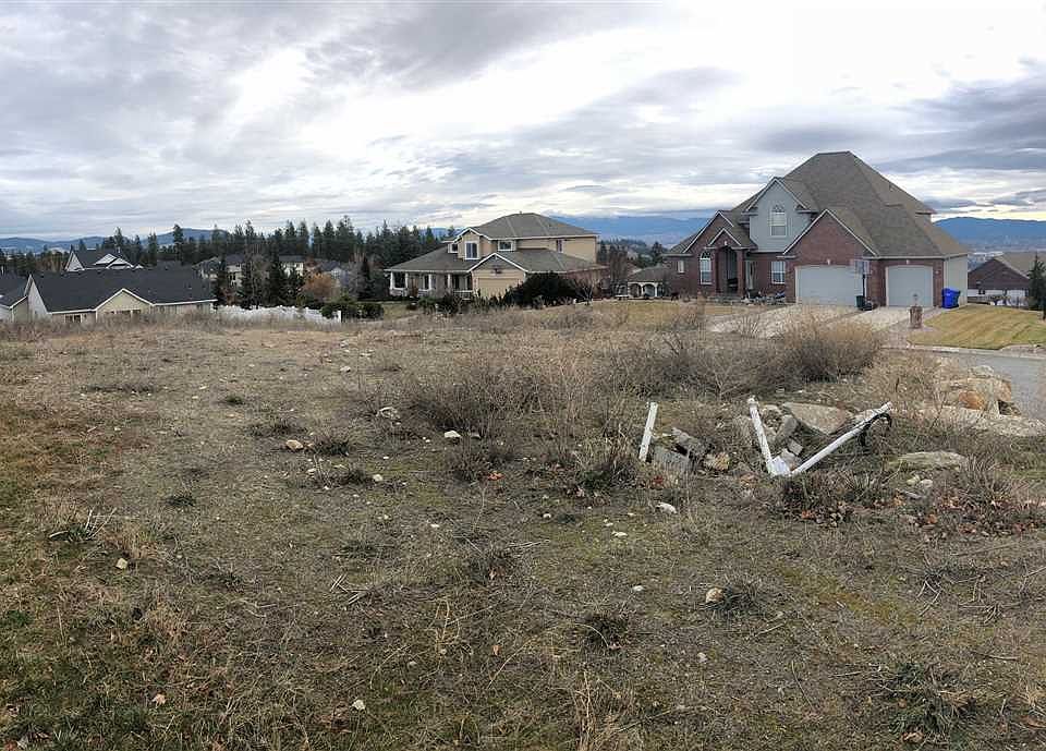 1st image of 6004 N Crestmont Ln