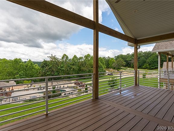 5th image of 368 Tuscany Dr