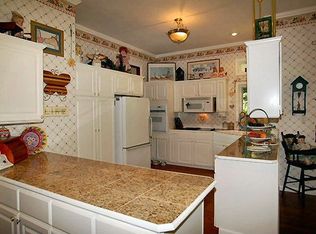 11405 Marine Dr, Marysville, WA 98271