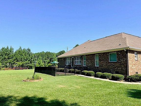 3rd image of 4775 Whorton Bend Rd
