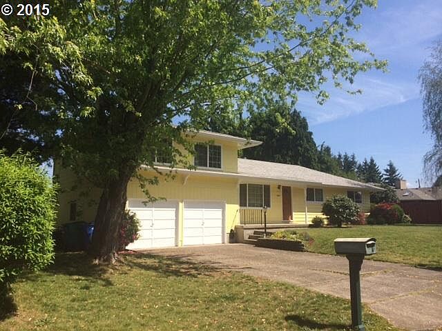 1st image of 8804 NE 79th St