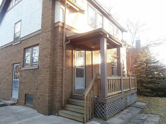 3rd image of 1747 Laurelwood Cir