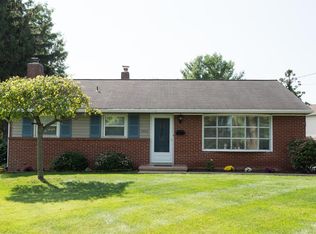 2450 Graystone Rd, East Petersburg, PA 17520