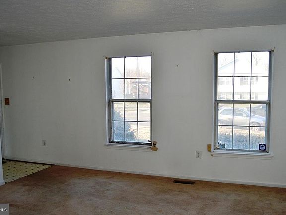 5th image of 1815 Robert Lewis Ave