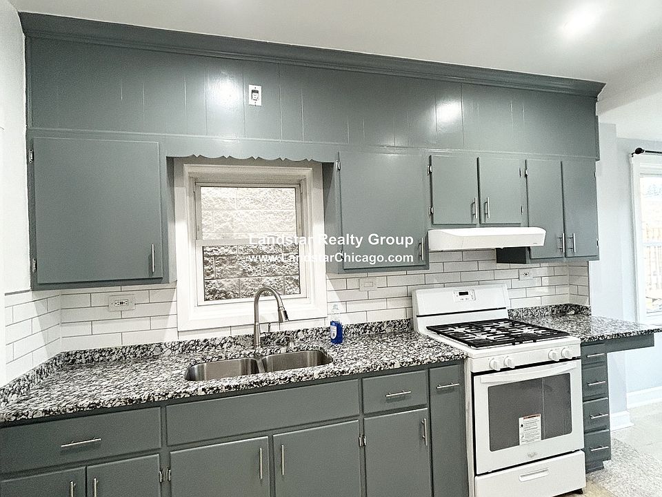 1st image of 4127 N Mozart St #2