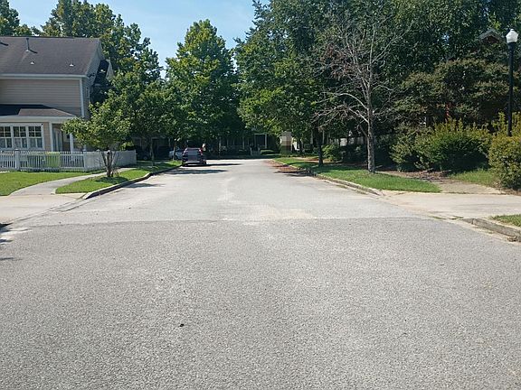 5th image of 112 Van Der Horst Dr