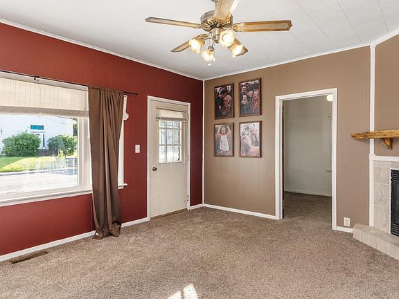 4th image of 611 E Main St