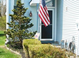64 Malibu Dr, Eatontown, NJ