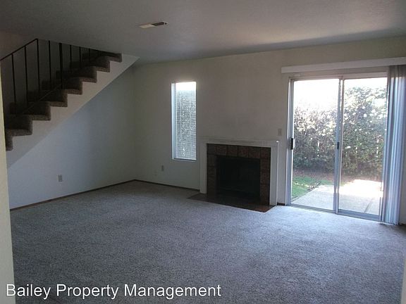 5th image of 278 Anna St APT A