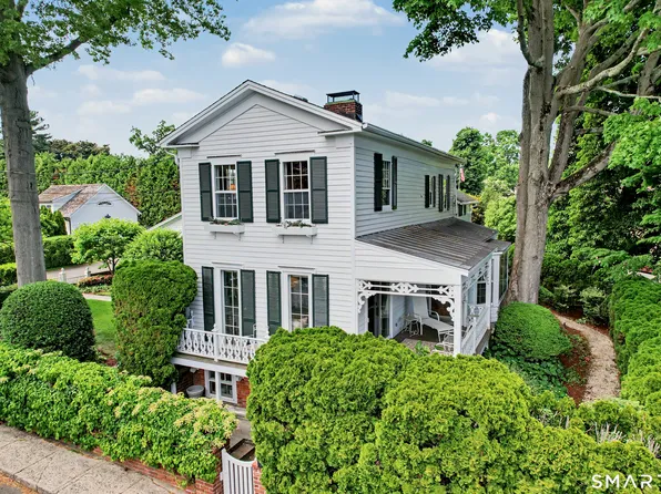 28 Center Street, Fairfield, CT 06890