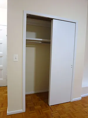 Rented by City & Suburban | media 21