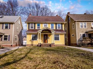 2245 Maplewood Rd, Cleveland Heights, OH 44118