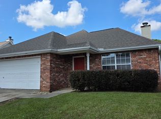 11171 Hendry Dr, Gulfport, MS 39503