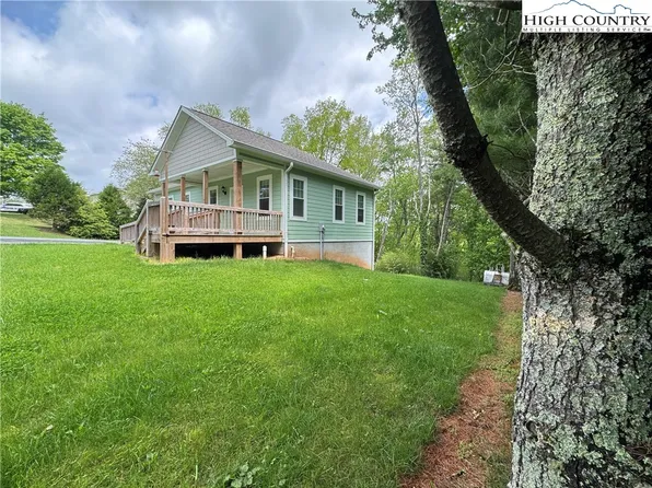 585 Little River Drive, Sparta, NC 28675