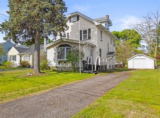 89 Doris Rd, Rochester, NY 14622