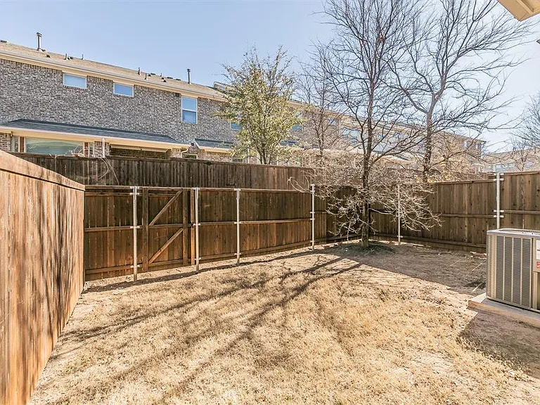 17736 Coralberry Dr — Photo 31