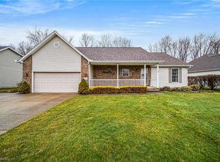 7665 Travis Dr, Madison, OH 44057