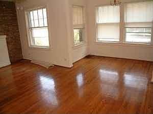 1st image of 4750 N Malden St APT 2S