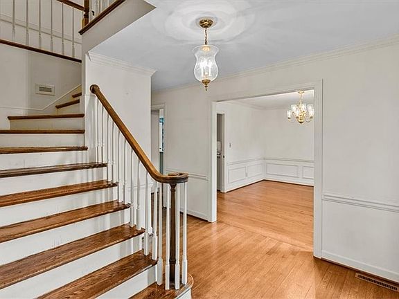 4th image of 5306 Graycliff Dr