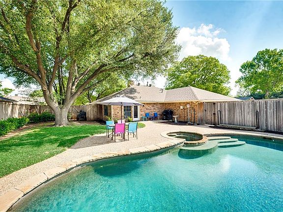2nd image of 4020 Medina Dr