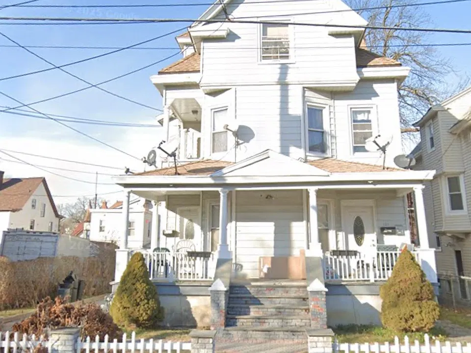151 Chester St #3