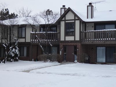 221 Uteg St APT D, Crystal Lake, IL, 60014
