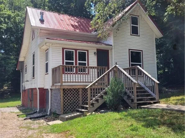 1112 W Rush Ave, Harrison, AR 72601