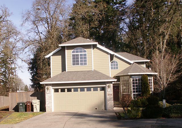 1st image of 2114 SE Glendale Ct