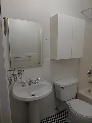 Rented by Safeguard Realty Management | media 12