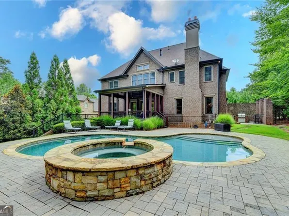 215 Penrith Pl, Sandy Springs, GA 30350