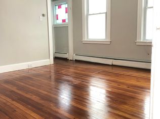 15 Russell St, Manchester, CT 06040