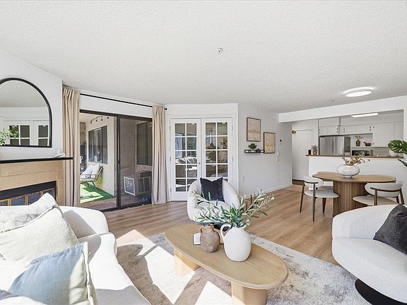 2nd image of 39152 Guardino Dr APT 203