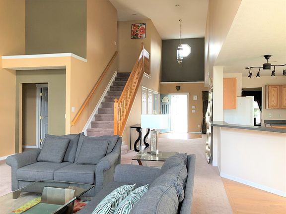 5th image of 4425 Oaks Shadow Dr