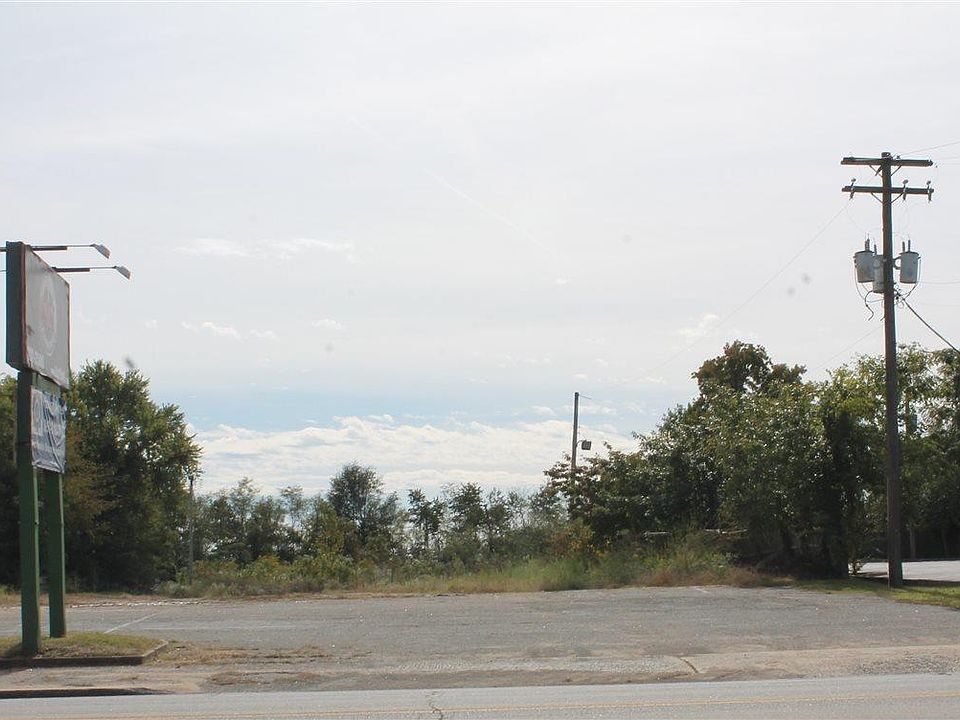 2nd image of 3301 W Roosevelt Rd