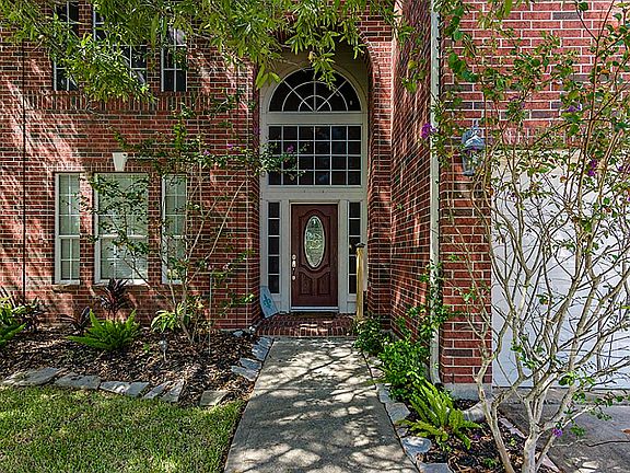 4th image of 1708 Sterling Creek Ct