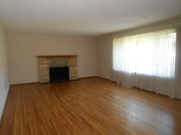 2nd image of 9014 104th St SW