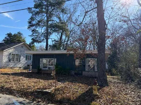 942 Cleveland Ave, Gadsden, AL 35901