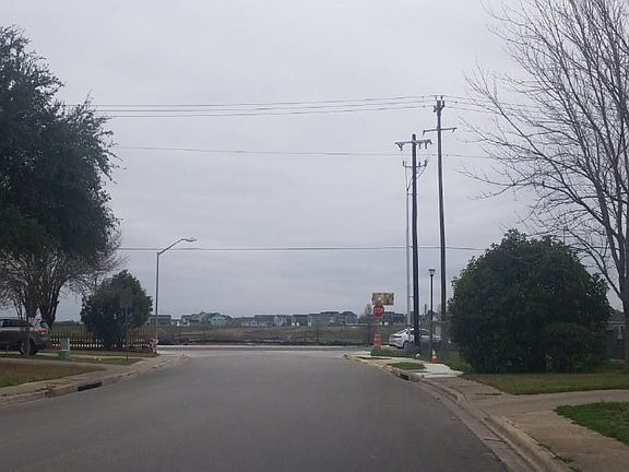 5th image of 600 Masonwood Dr
