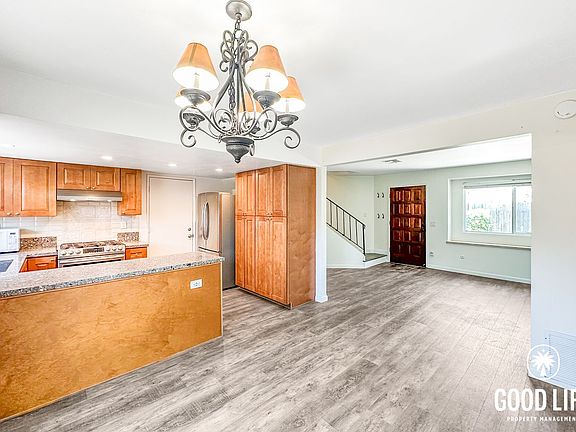 3rd image of 517 4th Ave APT 2