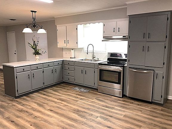 5th image of 306 7th St