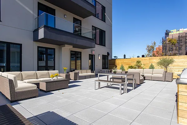 Rented by Modern Spaces | media 15