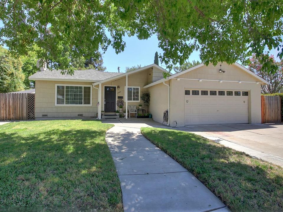 1st image of 2084 51st Ave