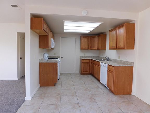 2nd image of 180 Montebello Dr