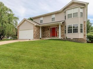 2762 Bromley Dr, O'Fallon, MO 63368